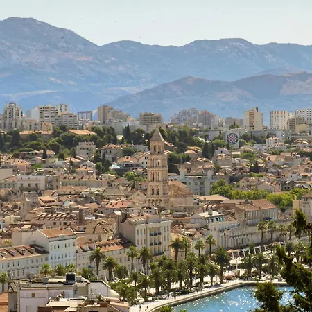 Διαμέρισμα Center - Lovely And Spacious 2bdrm Σπλιτ