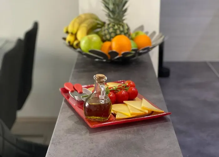 Center - Lovely And Spacious 2bdrm Lägenhet